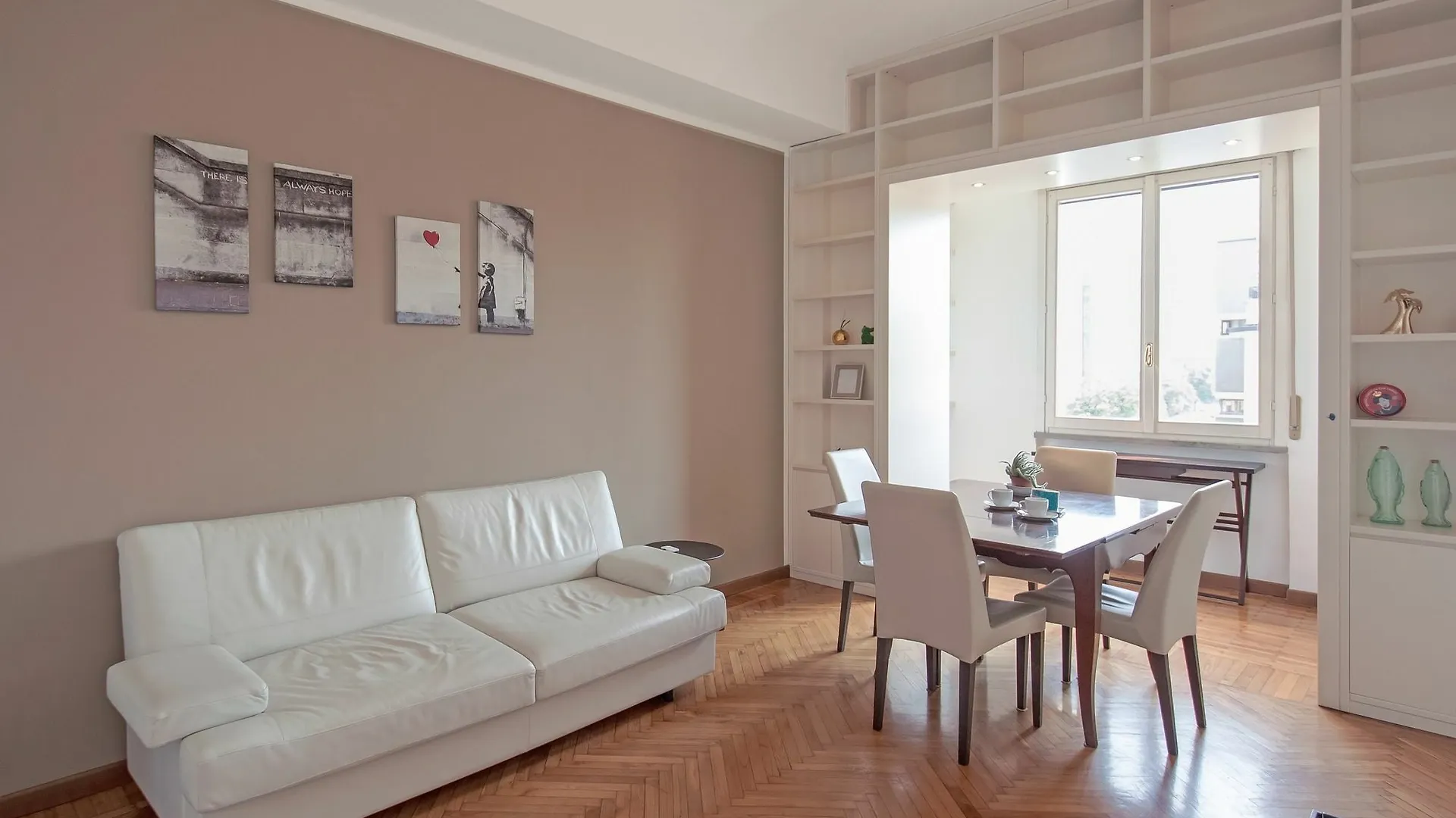 Apartment Xxv Aprile Milano